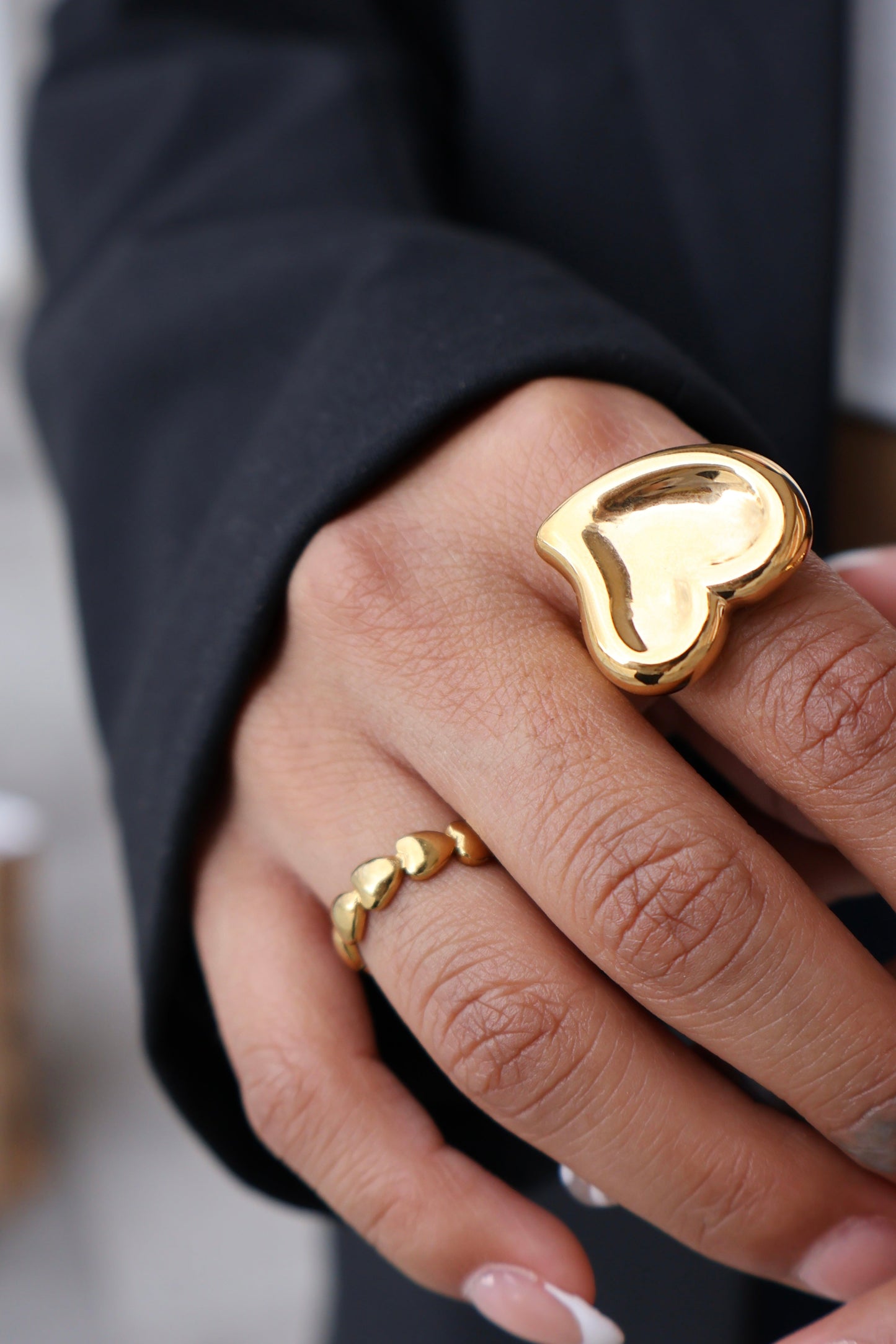 ANILLO COUR